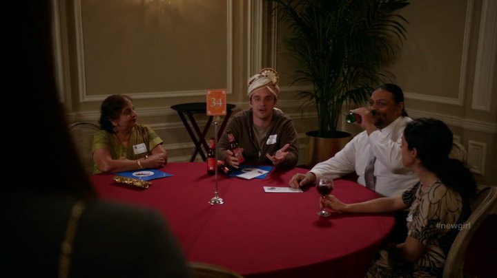 New Girl - Table 34